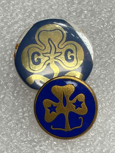 Pair girl guide vintage - pair,