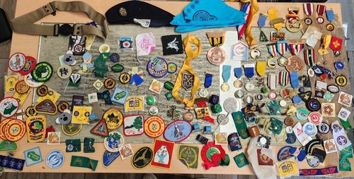 Girl guide guiding - girl, memorabilia